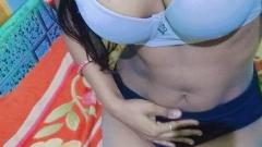 RIGHT  02's hot Picture